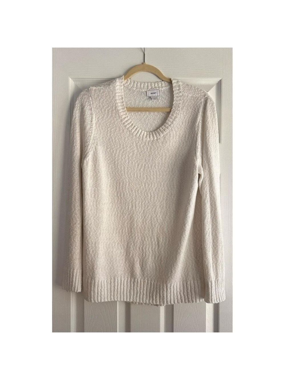 OLD NAVY Womens L White   V-Neck Long Sleeve Textured Ribbed Knit Sweater